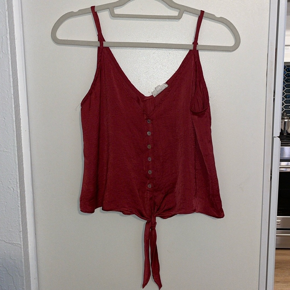 Escape Tie Front Tank Top with Buttons in Rust / Burgundy Color | S